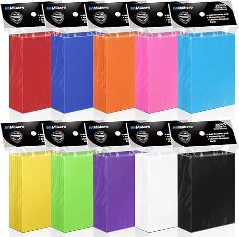 Mlikero 1000 Pezzi Bustine Carte, 66 x 91mm Bustine Protettive, Card Sleeves a 10 Colori, Proteggi Carte Carte Collezionabili, Carte Sportive