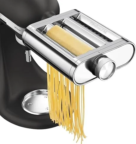 KitchenAid Metall 3-in-1 Nudelvorsatz 5KSM3MPA, Nudelroller, Schneider, enthält Nudelwalze, Spaghettischneider und Fettuccine Cutter, Edelstahl-Aufsatz für KitchenAid Standmixer