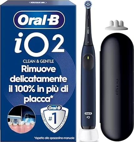 Oral-B iO 2 Spazzolino Elettrico, con 1 Testina di Ricambio, Nero | 1 Testine di Ricambio per Spazzolino Elettrico Ricaricabile, Delicato sulle Gengive, Pulizia Denti Efficace, Custodia Viaggio